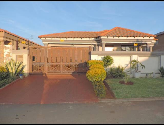 4 BEDROOM HOUSE FOR SALE IN BIRCH ACRES